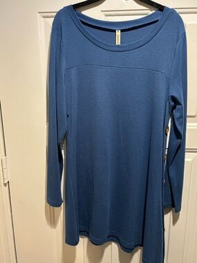 iGENJUN Long Sleeve Women's Dress in Denim Blue - Classic Crewneck